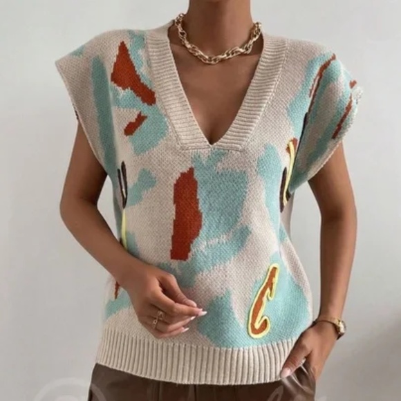 Classic V neck Leopard Print Knit Sweater Vest - Picture 7 of 10